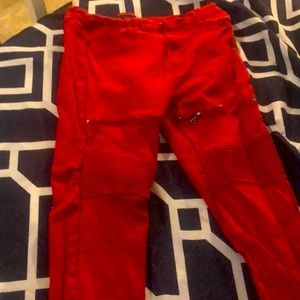 Red skinny jeans